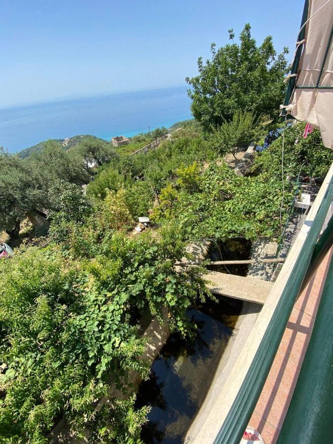 Apartmán Shenmiter Lukovë Exteriér fotografie